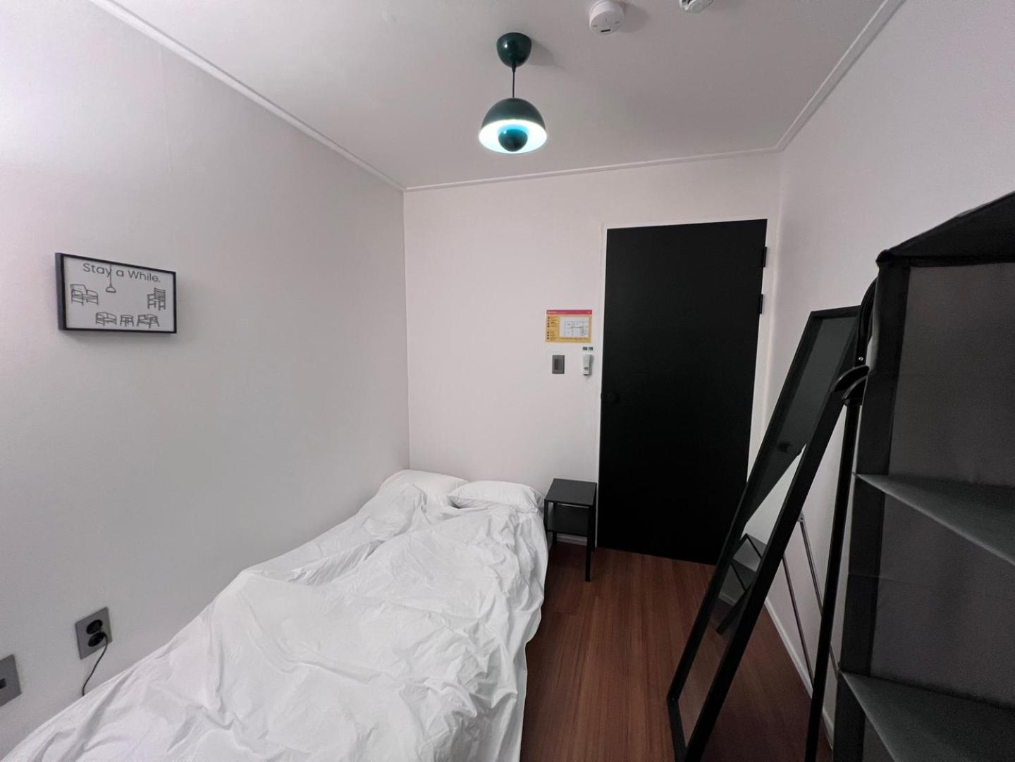 Terrace Craftsman's House 401 Guest house *